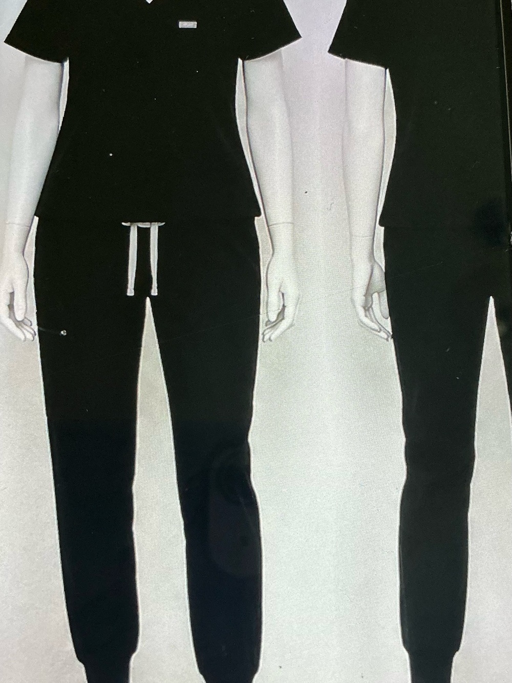 FIGS TECHNICAL COLLECTION BLACK SCRUB SET top small/pants XS